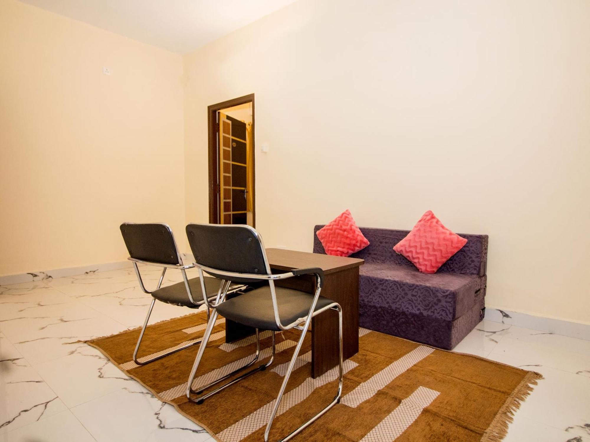 Pearl Suites, Tirupati Bagian luar foto
