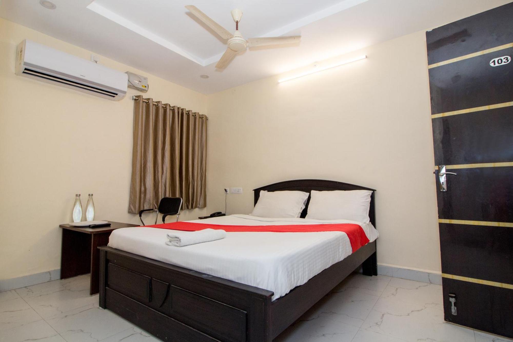 Pearl Suites, Tirupati Bagian luar foto