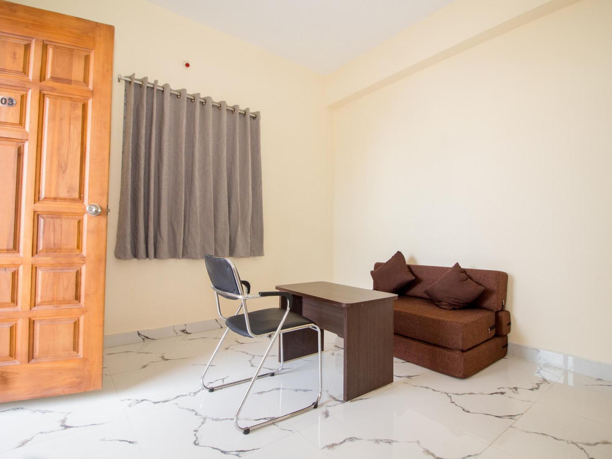 Pearl Suites, Tirupati Bagian luar foto