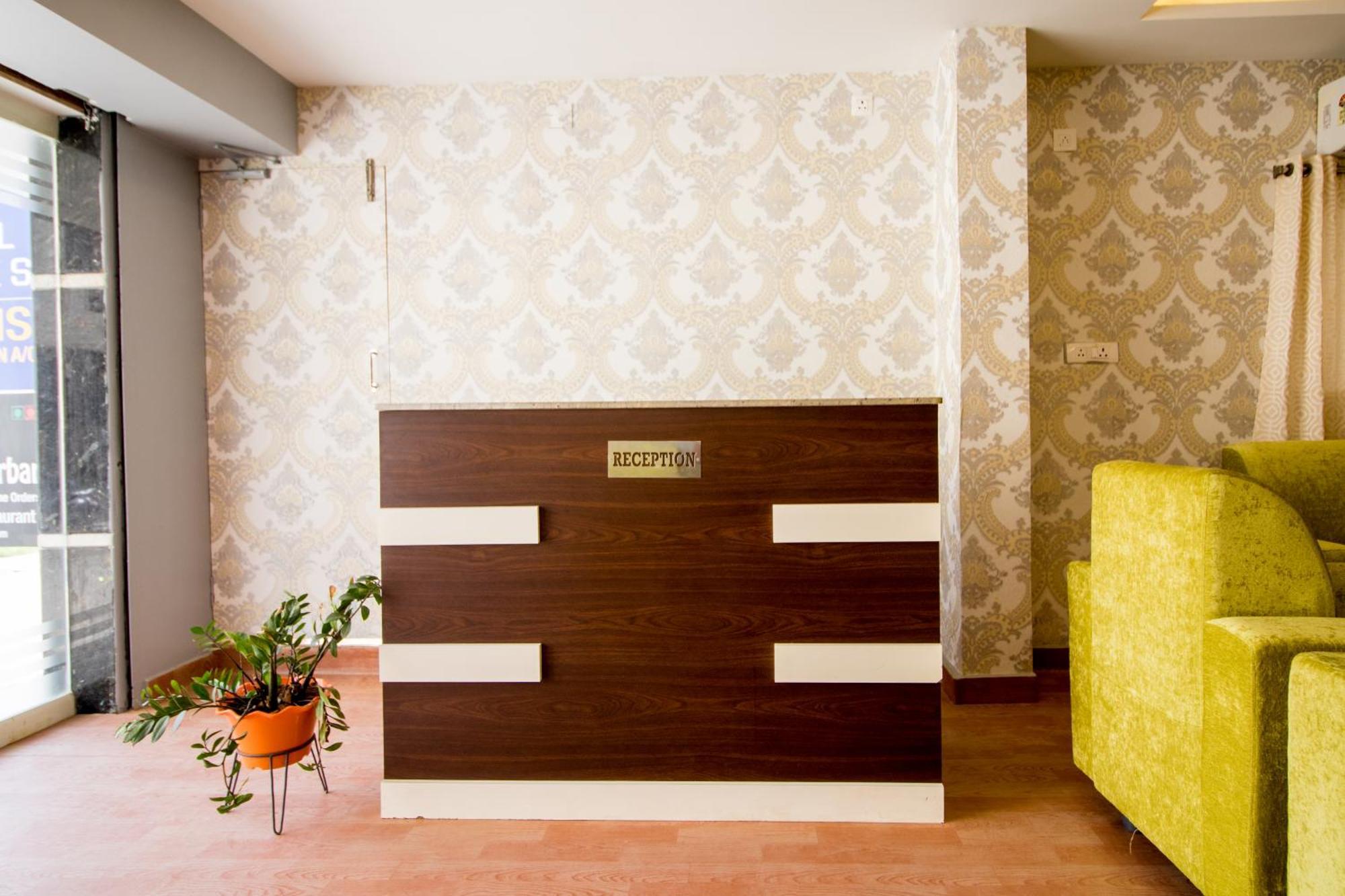 Pearl Suites, Tirupati Bagian luar foto